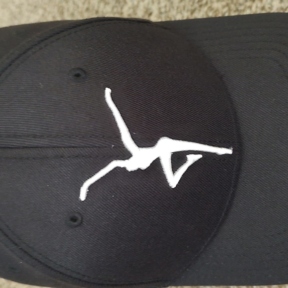 Dave Matthews Band Black Flexfit Cap Hat - Picture 3 of 12